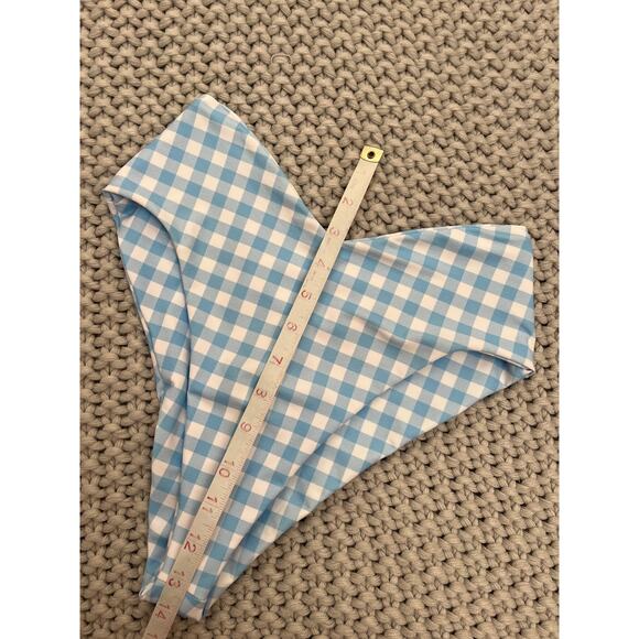 Skatie• ‘Melly’ Bikini Bottom in KANSAS - Picture 14 of 15